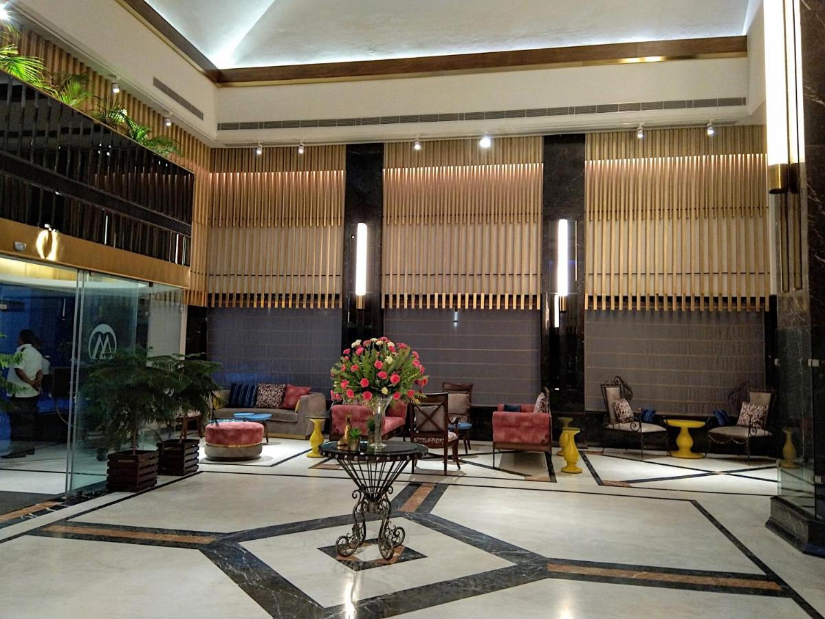 The Maya Hotel Джаландхар Екстер'єр фото